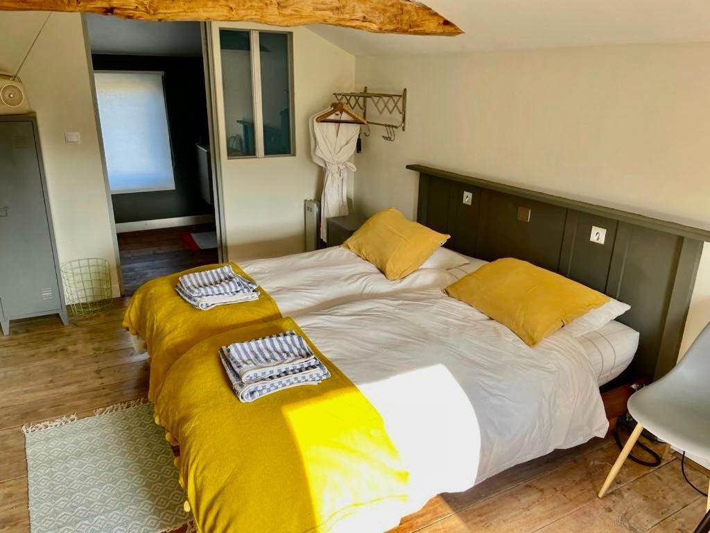 La Rive Chambre D Hotes The Riverside Retreat Jarnac Exterior photo