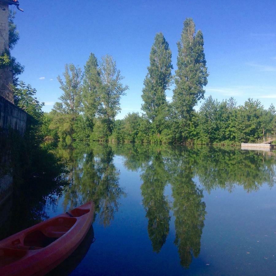 La Rive Chambre D Hotes The Riverside Retreat Jarnac Exterior photo